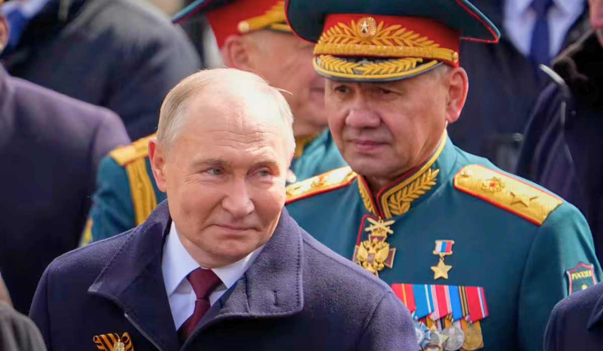 photo: Sergei Shoigu in General's uniform with Putin during Victory Day celebrations in Moscow on May 9, 2024